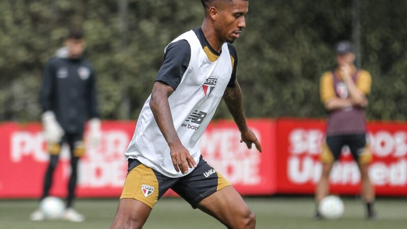 Treino do São Paulo: Dorival simula jogadas de ataque para a partida contra o Grêmio