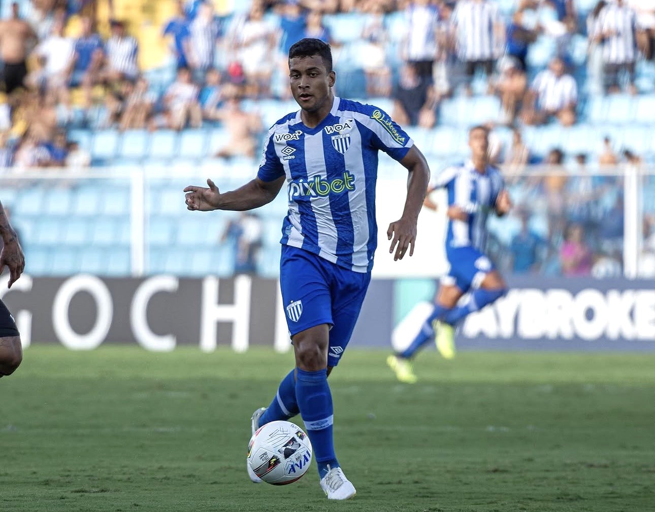 Treze anuncia o meia Victor Alves, ex-Avaí, e chega à 2ª contratação para a Copa Paraíba 2026