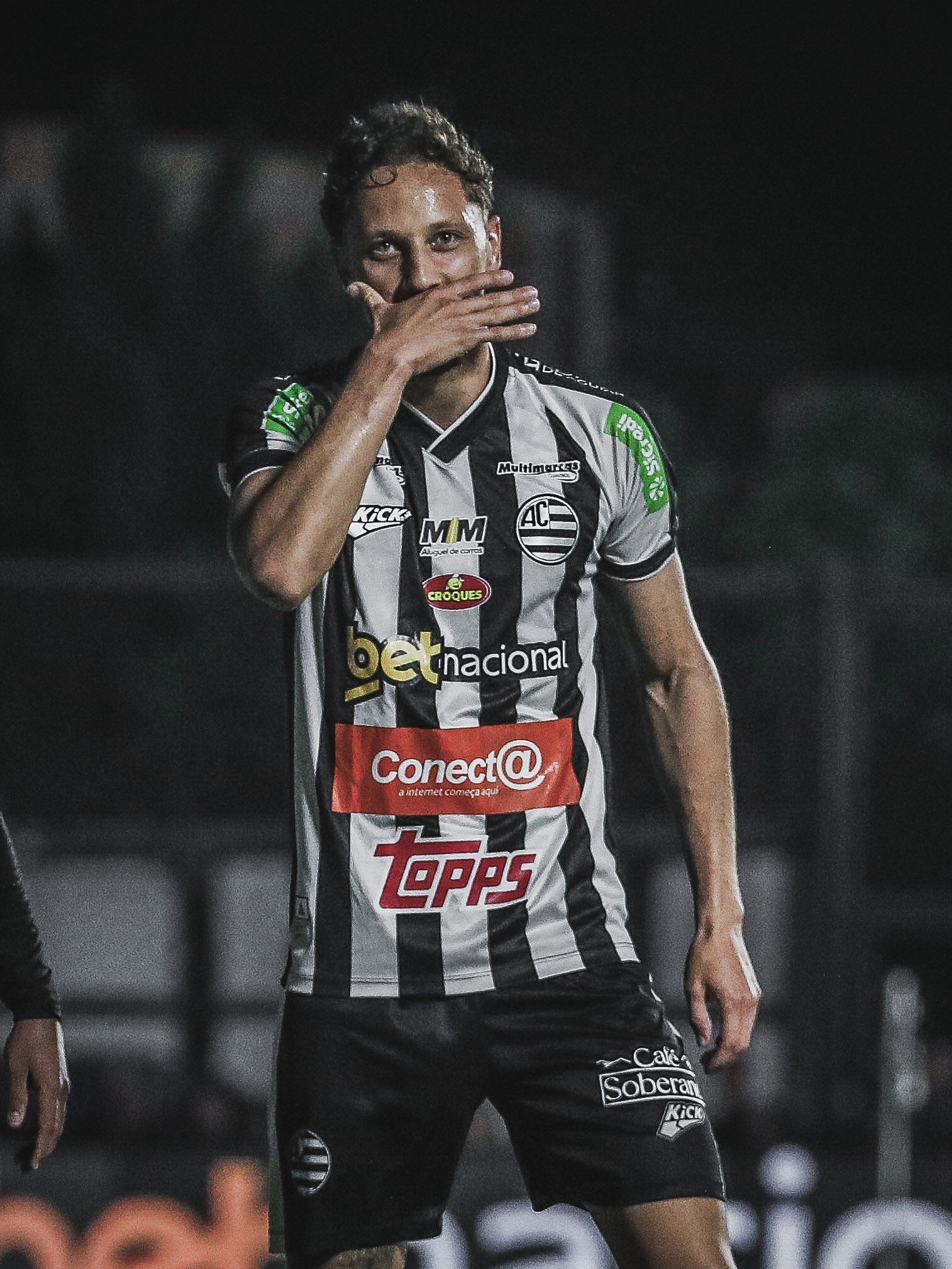 Há vida sem Ian Luccas? Athletic dá resposta imediata com dedo de Alex após saída do volante
