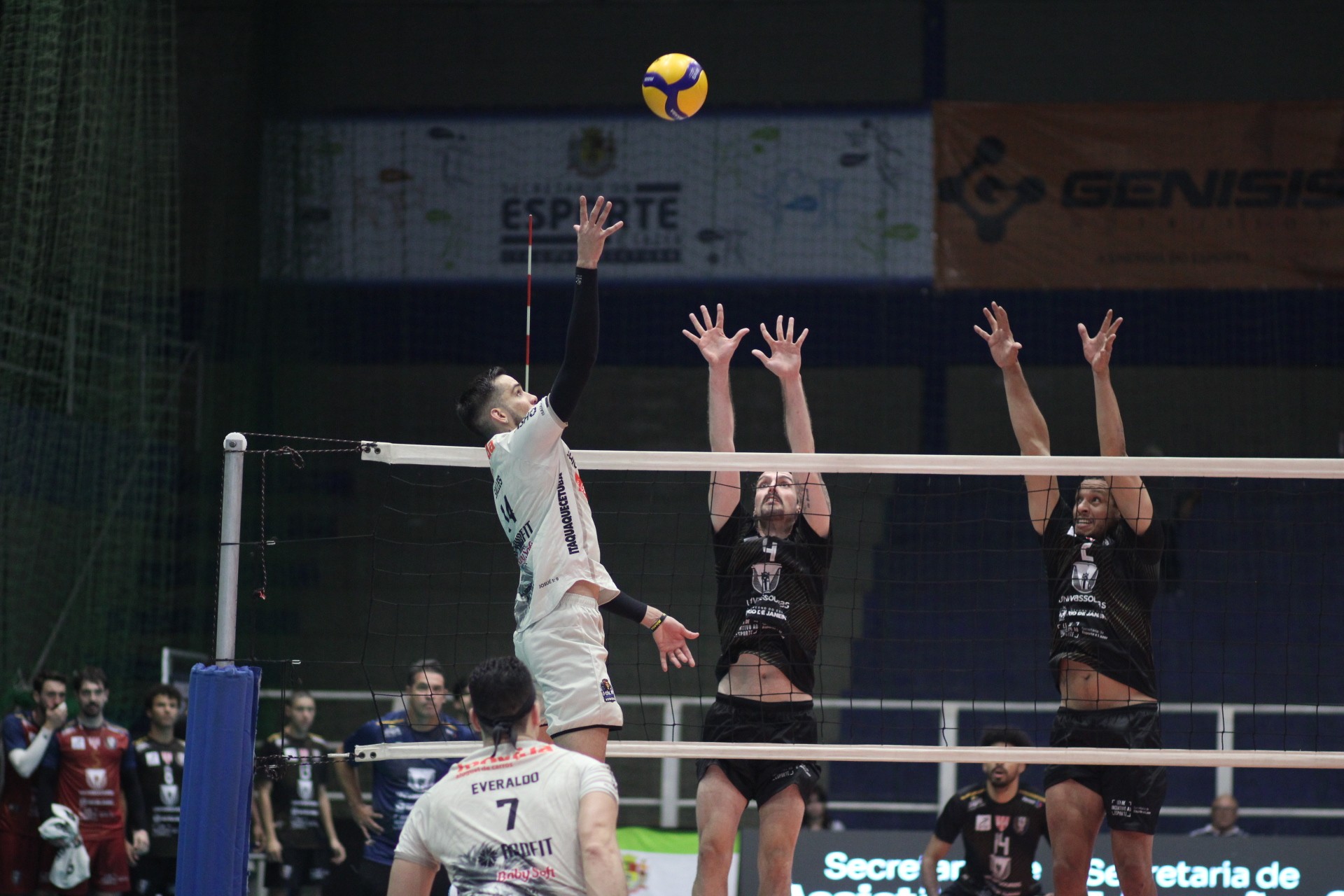 Itaquá vence o Univassouras e vai à final da etapa Sudeste da Superliga Masculina C