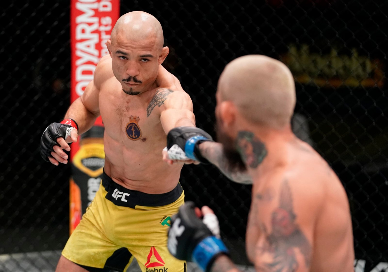 José Aldo enfrenta Marlon Vera em luta agarrada em outubro