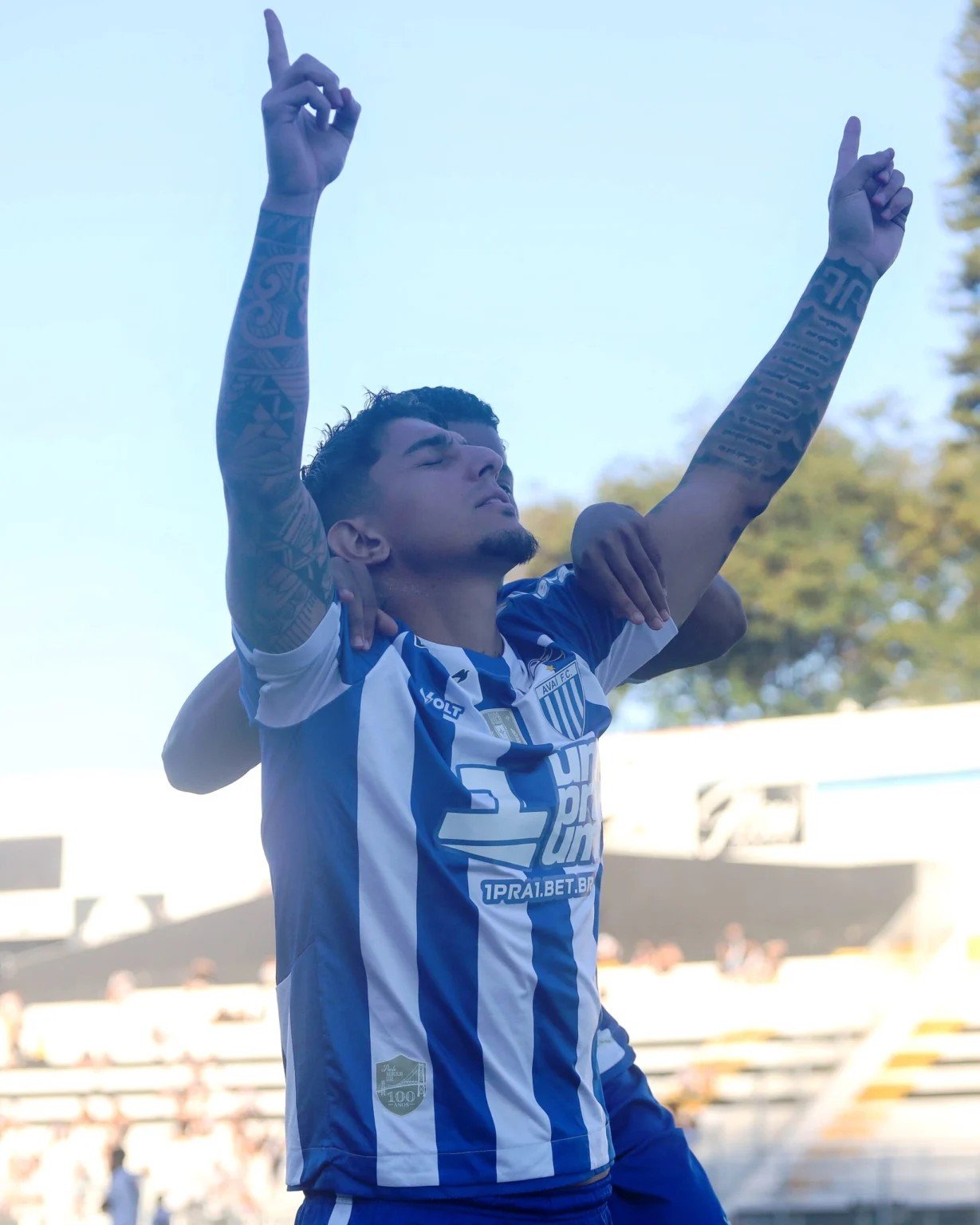Jean Lucas explica gol “sem querer” contra a Ponte Preta e comenta artilharia no Avaí