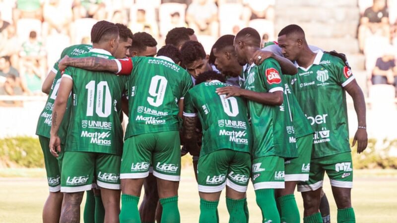 Evanderson valoriza elenco após acesso do Uberlândia na Série D: “Família”