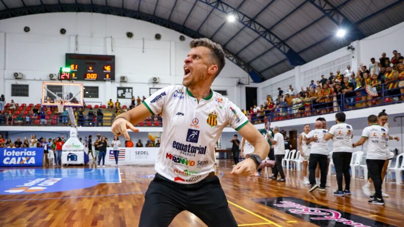 Rodrigo Galego renova com o Sampaio Basquete para 2027 após conquistar o tetra da LBF