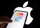 Siri bem-informada: Apple negocia com jornais para atualizar assistente