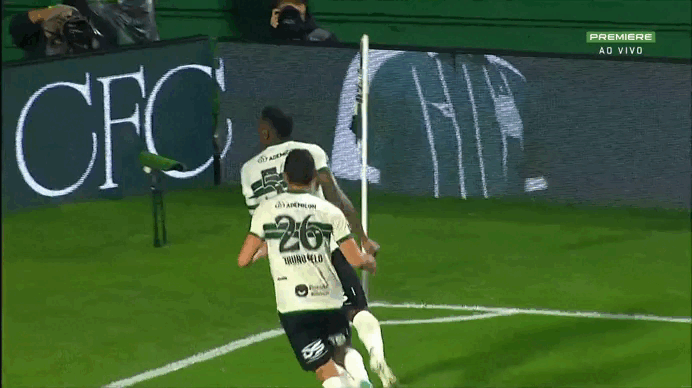 Ex-Coritiba, Joel relembra queda no túnel do Couto Pereira há 12 anos e alerta Jacy sobre memes nas redes