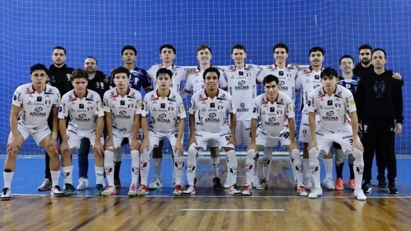 Caçador e Joinville empatam pela Série Ouro de Futsal