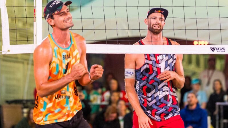 Noruegueses vencem o Brasil no Circuito Mundial de vôlei de praia e comemoram à la remada viking