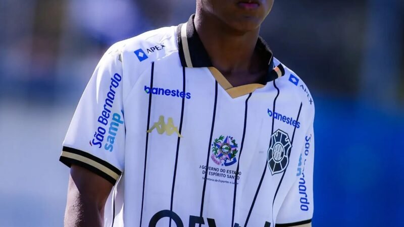 Rio Branco-ES acerta transferência de Arthur Oliveira para o Internacional e mantém 30% dos direitos