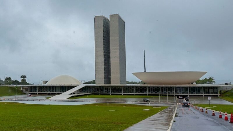 Orçamento 2027: governo propõe R$ 44,8 bilhões para emendas parlamentares