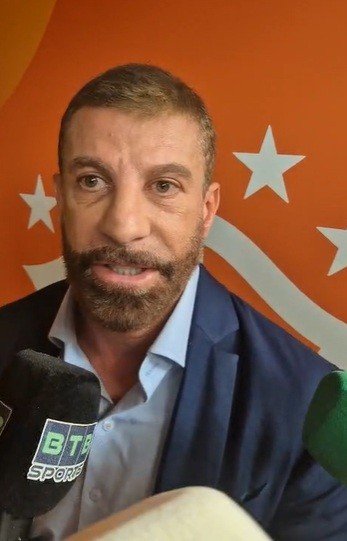 Pedrinho ironiza críticas de Bap, presidente do Flamengo: “Tem uma paixão louca pelo Vasco”