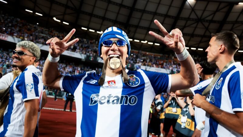Ex-Grêmio supera Jardel e chega a nove títulos pelo Porto: “Espero conquistar mais”
