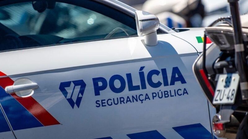 Adolescente brasileiro de 15 anos é detido suspeito de matar a própria mãe em Portugal