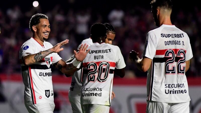 Atuações do São Paulo: Luciano, Calleri e Sabino decidem a classificação; dê suas notas