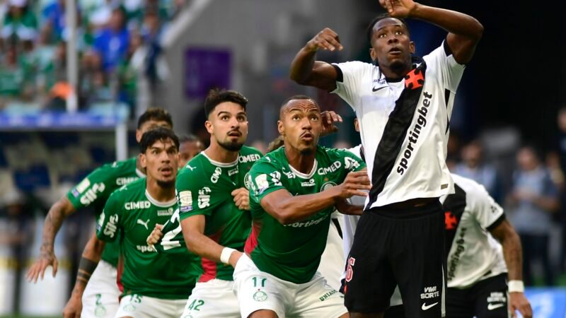 Análise: Vasco desmonta e mostra que concentração é um dos principais problemas do time