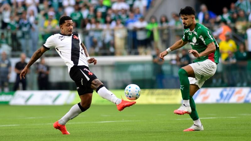 Sem vencer há oito jogos no Brasileirão, Vasco faz sua pior campanha dos últimos dez anos