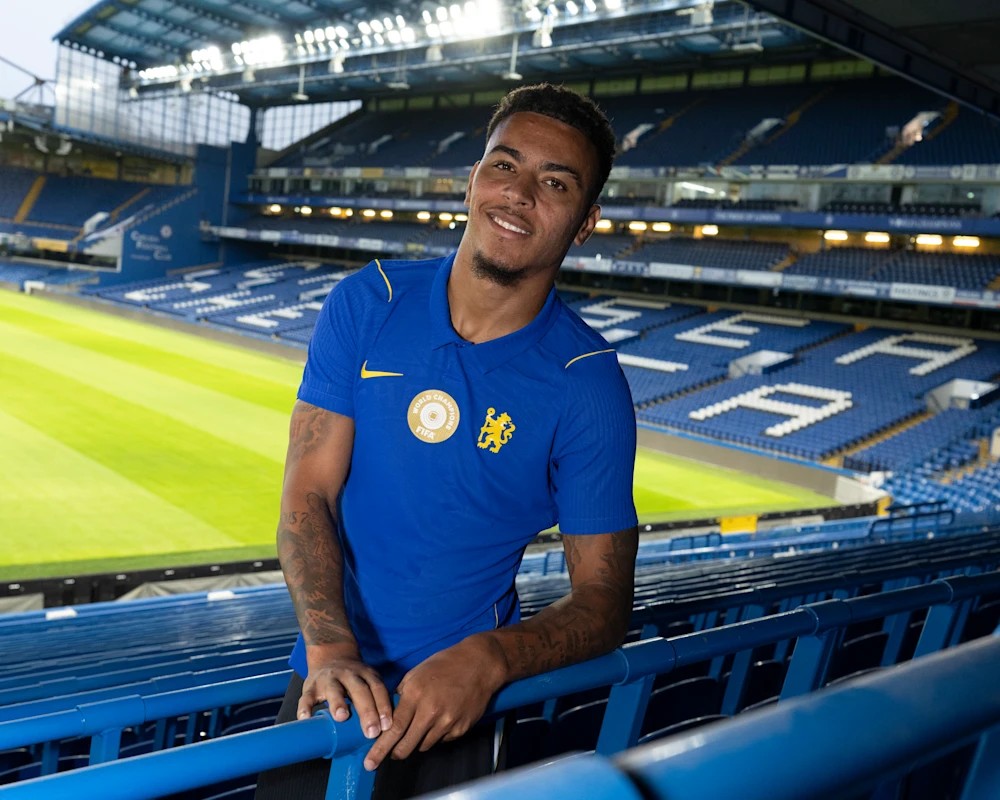 Chelsea chega a 10 reforços e ultrapassa R$ 2,2 bilhões em contratações para a temporada