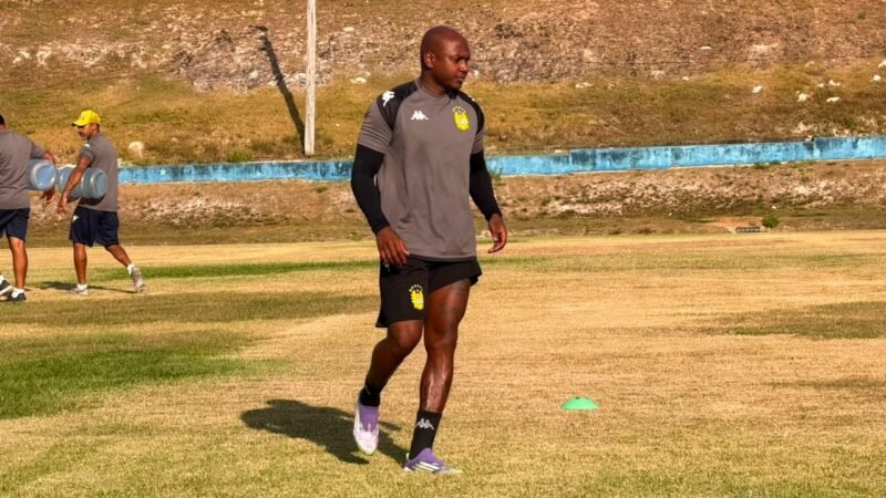 Sassá vive a expectativa de marcar 1º gol pelo Nacional-AM e fazer história: “Quero muito esse acesso”
