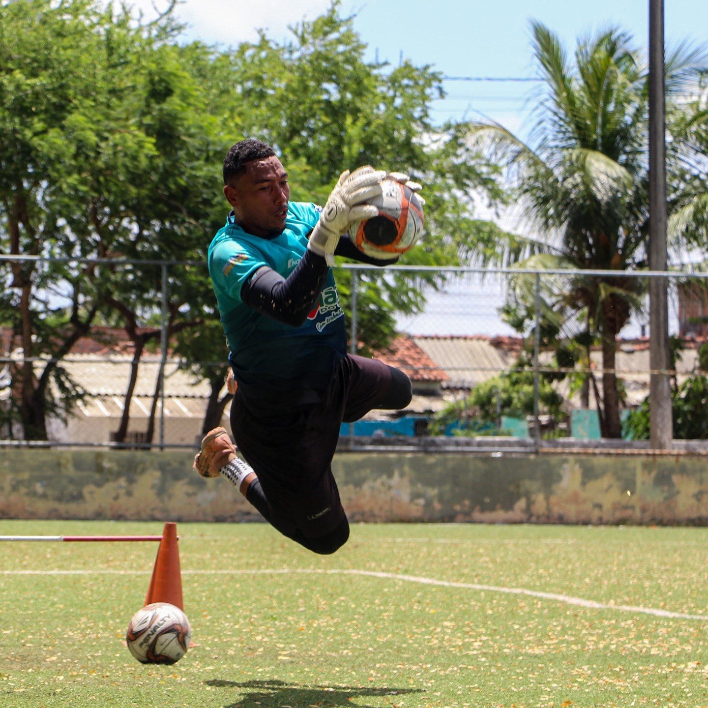 Ypiranga marca apresentação do elenco para o Pernambucano e anuncia novo goleiro