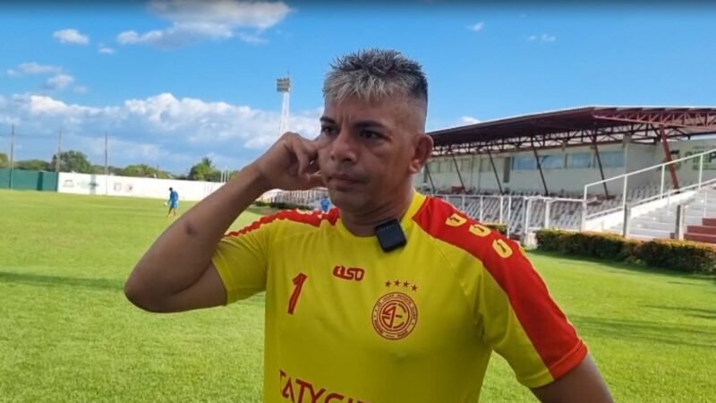 De volta ao 4 de Julho, Jaílson elogia histórico do técnico Júnior Cearense em primeira parceria