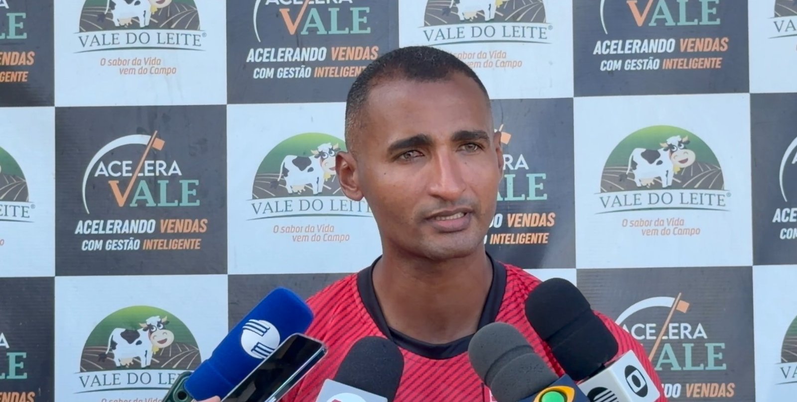 Amorim reitera missão de acesso com Flamengo-PI e confiança em Flávio Araújo: “Treinador vencedor”