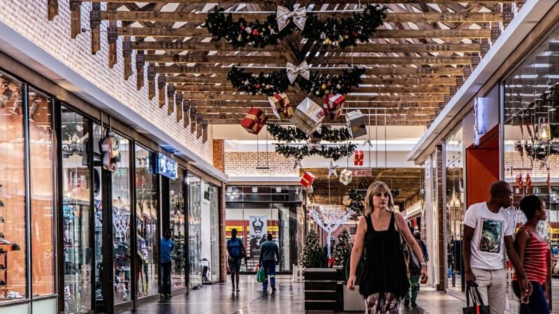 Crise do varejo? Por que algumas gigantes estão em crise e outras seguem crescendo