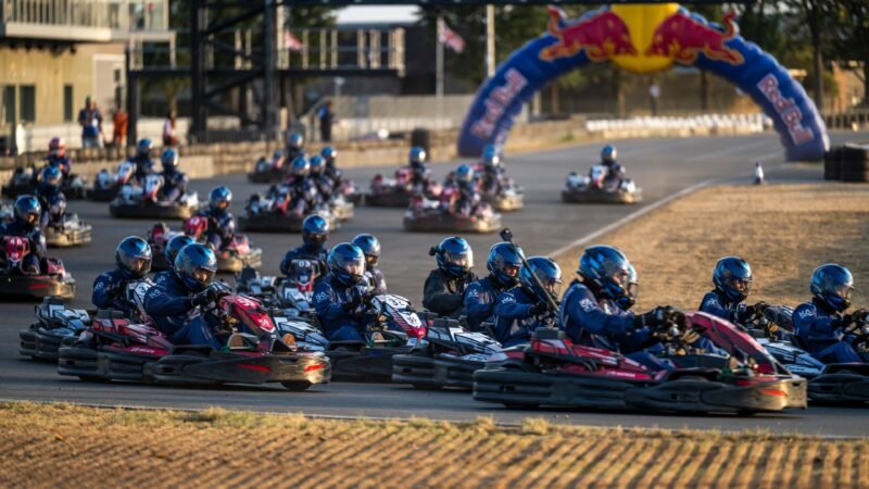 Verstappen vai disputar corrida de kart contra 100 pessoas em Silverstone
