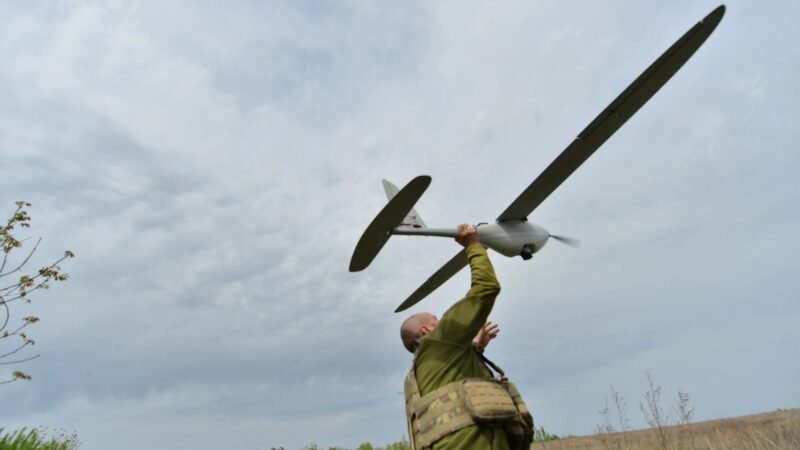 Sob ameaça da Rússia, Suécia compra 1ª frota de drones de ataque, diz TV pública