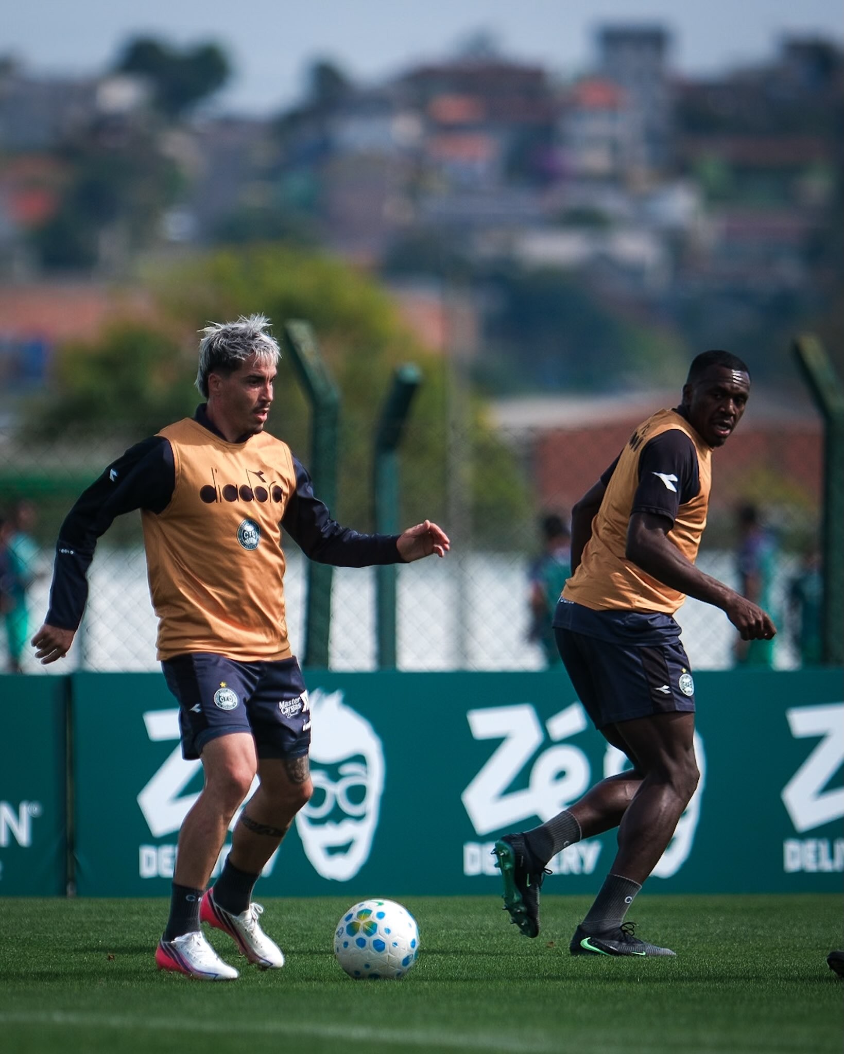 Josué pode superar marca de Alex no Coritiba após 14 anos; veja os detalhes