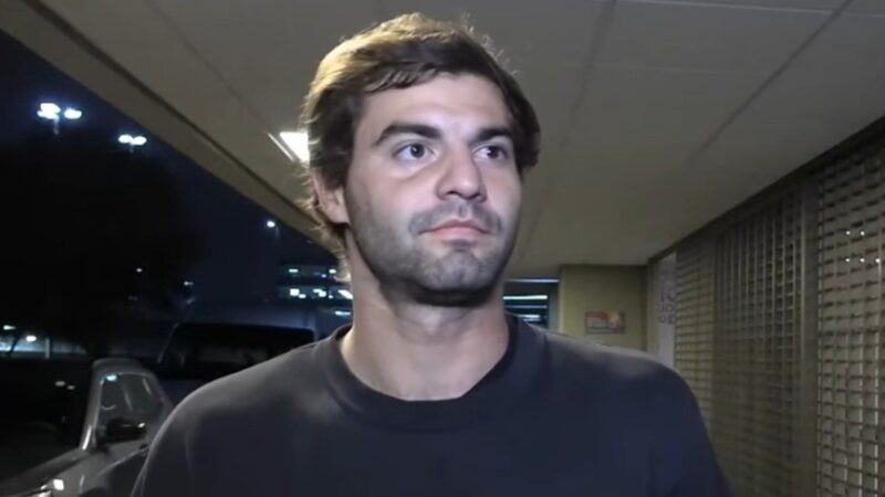 Sosa desembarca no Rio para assinar com o Vasco