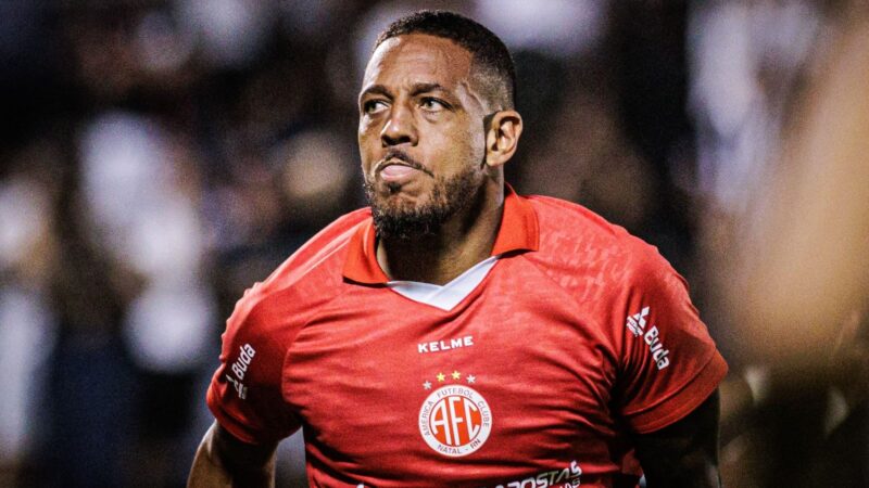 América-RN anuncia saída de Wellington Tanque e mais três atacantes