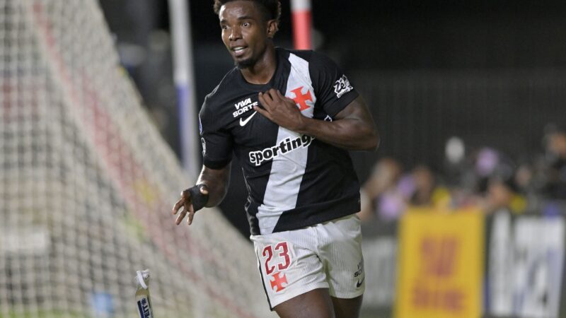 Há prejuízo com a ausência de Thiago Mendes? Compare Vasco com e sem o capitão