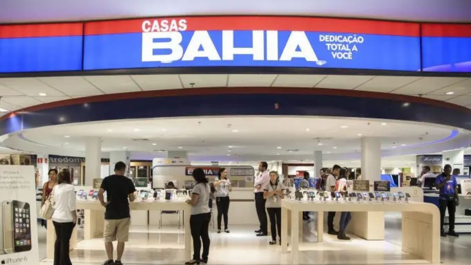 Justiça suspende demissões de funcionários da Casas Bahia após fechamento de três lojas no ES
