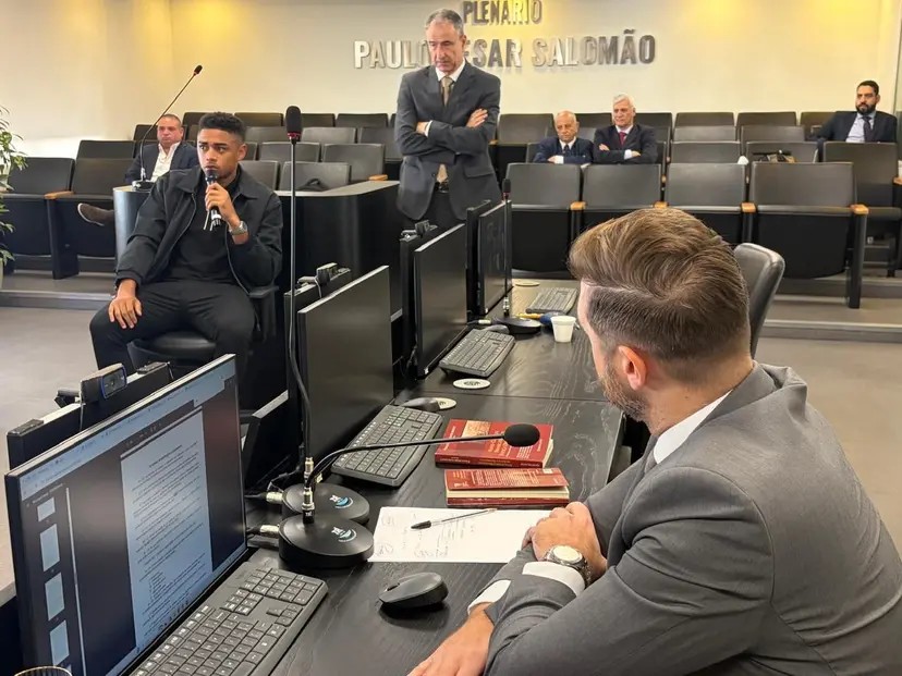 STJD concede efeito suspensivo a Victor Gabriel, punido por lesionar Gabriel Pec