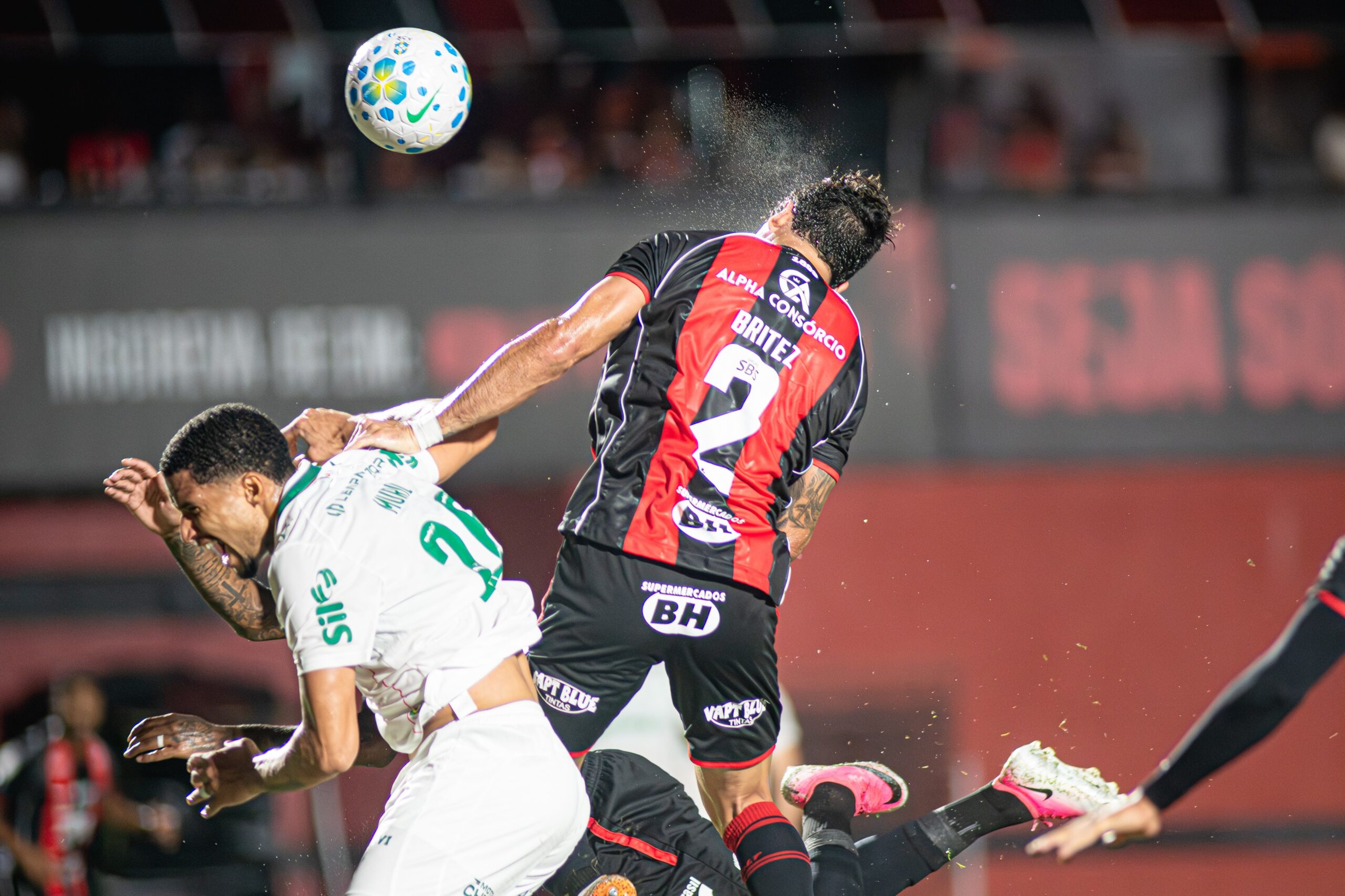Vitória define pela inscrição de Brítez na Copa do Brasil; entenda