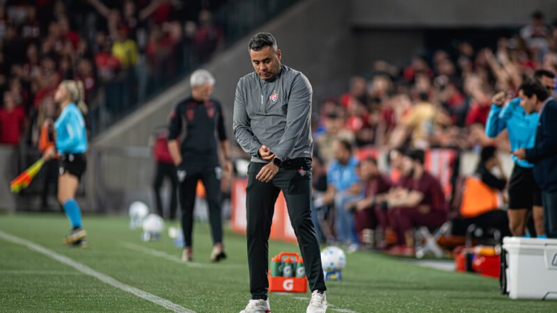 Jair Ventura analisa derrota e confia na classificação do Vitória na Copa do Brasil: “Totais condições”