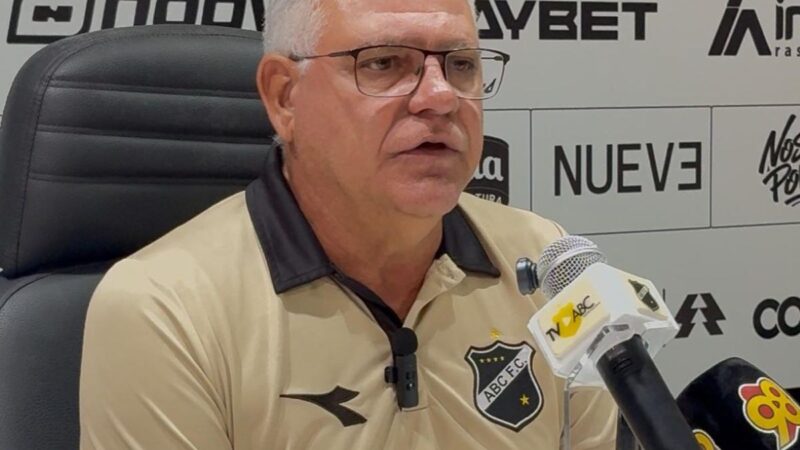 Waguinho Dias relembra trajetória do ABC e enaltece grupo de atletas