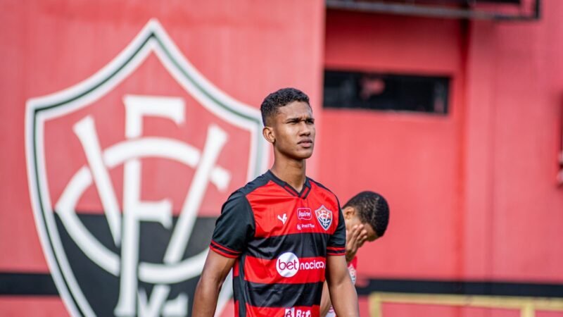 Ex-Vitória, zagueiro rondoniense Edson Eduardo deixa Islândia e assina com clube do Azerbaijão