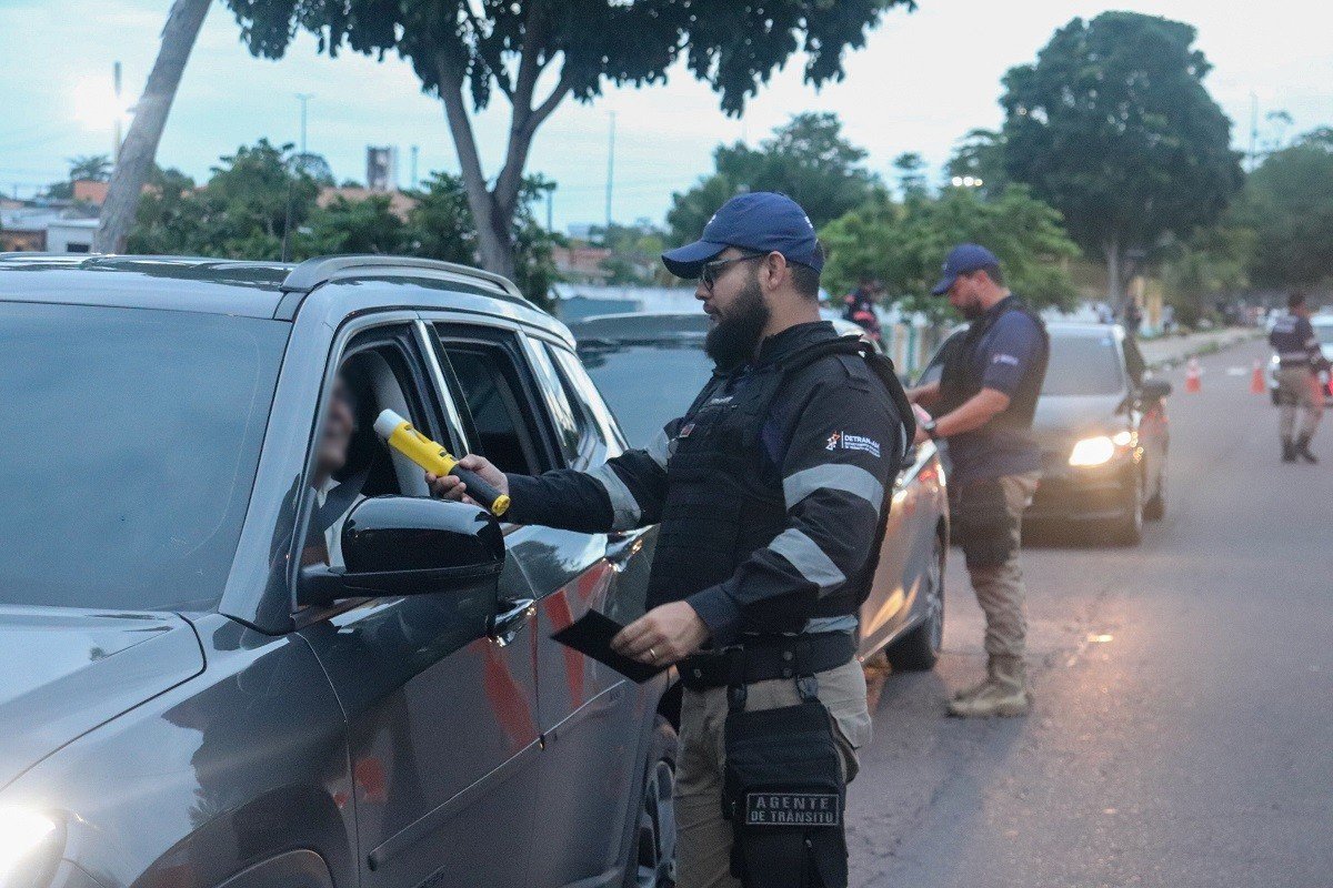 Lei Seca: nova regra vai detectar uso de drogas e fazer pré-teste em motorista para indicar álcool