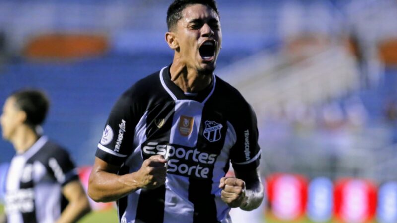 Zagueiro Pedro Gilmar passa por cirurgia no joelho direito