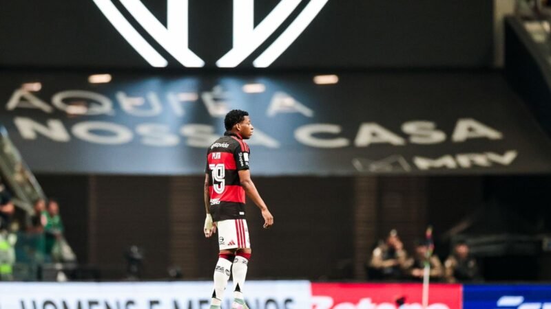 100 jogos, gol de título e fama de Bad Boy: veja como foi a passagem de Plata pelo Flamengo