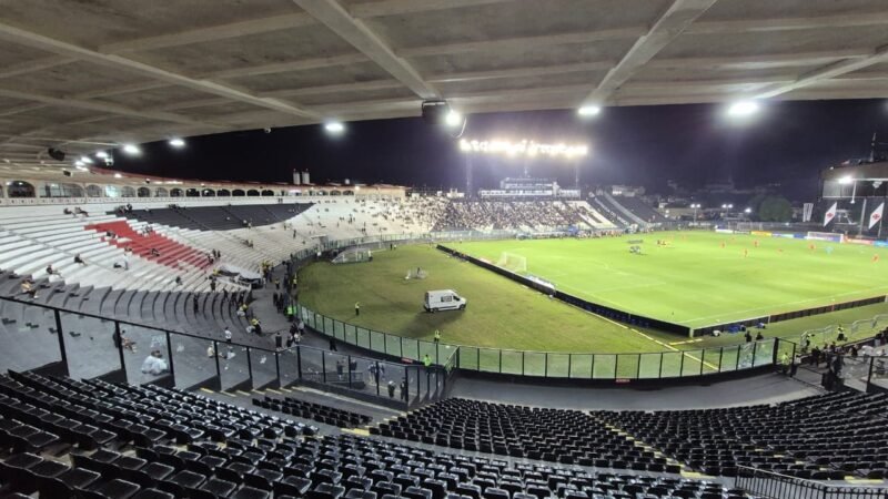 Vasco x Vitória será em São Januário