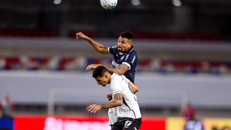 Remo entra em campo com novidade e quatro mudanças contra Internacional