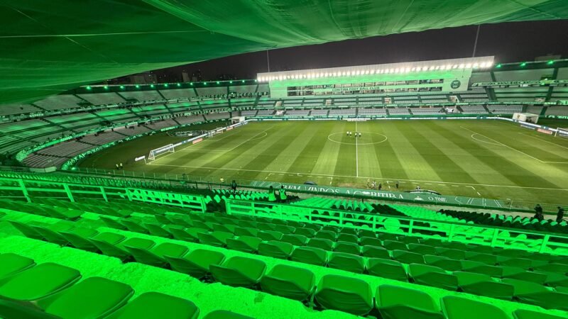 Coritiba x Chapecoense: jogo reúne times sob pressão e entre os piores mandantes e visitantes