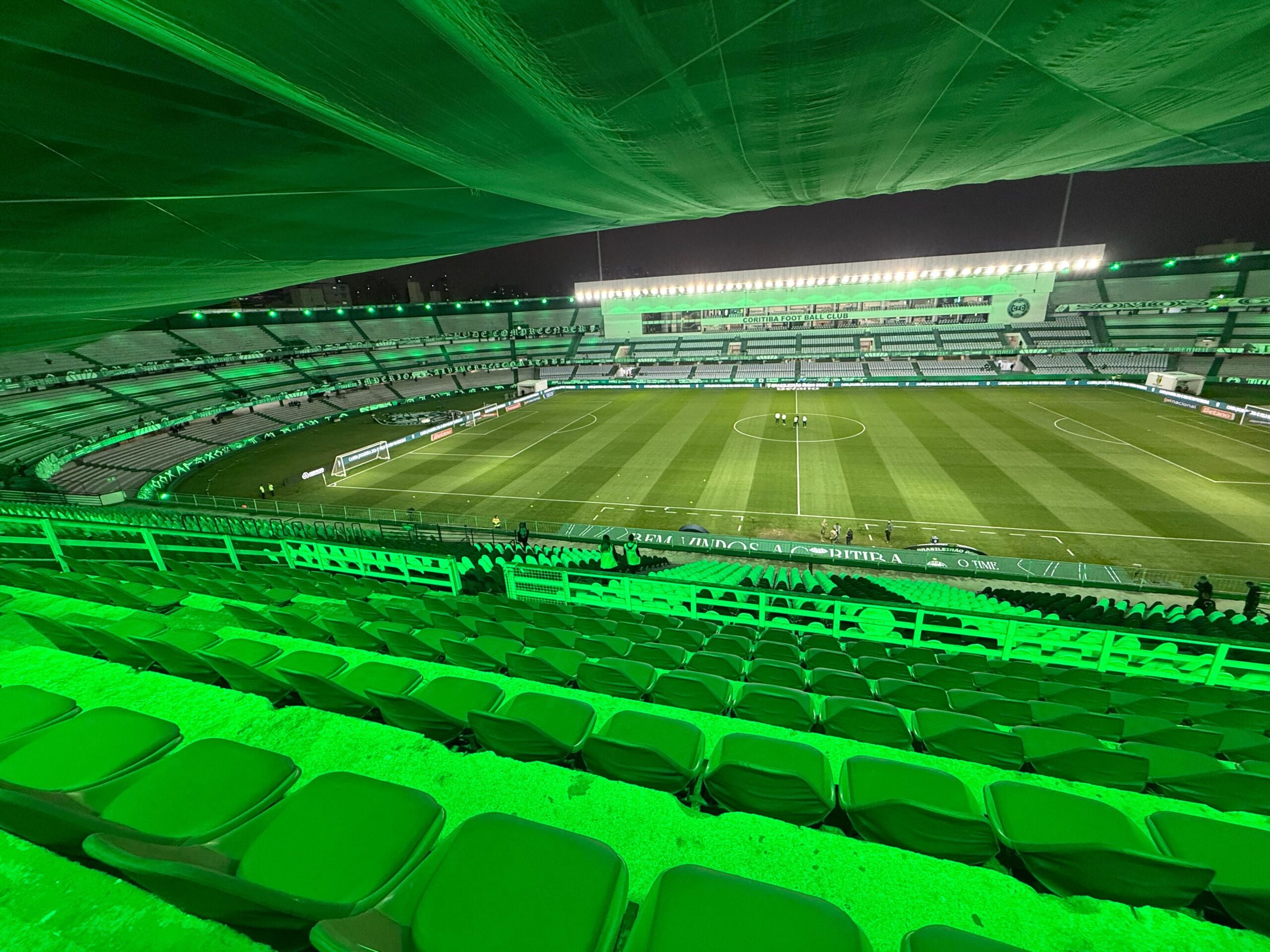 Coritiba x Chapecoense: jogo reúne times sob pressão e entre os piores mandantes e visitantes