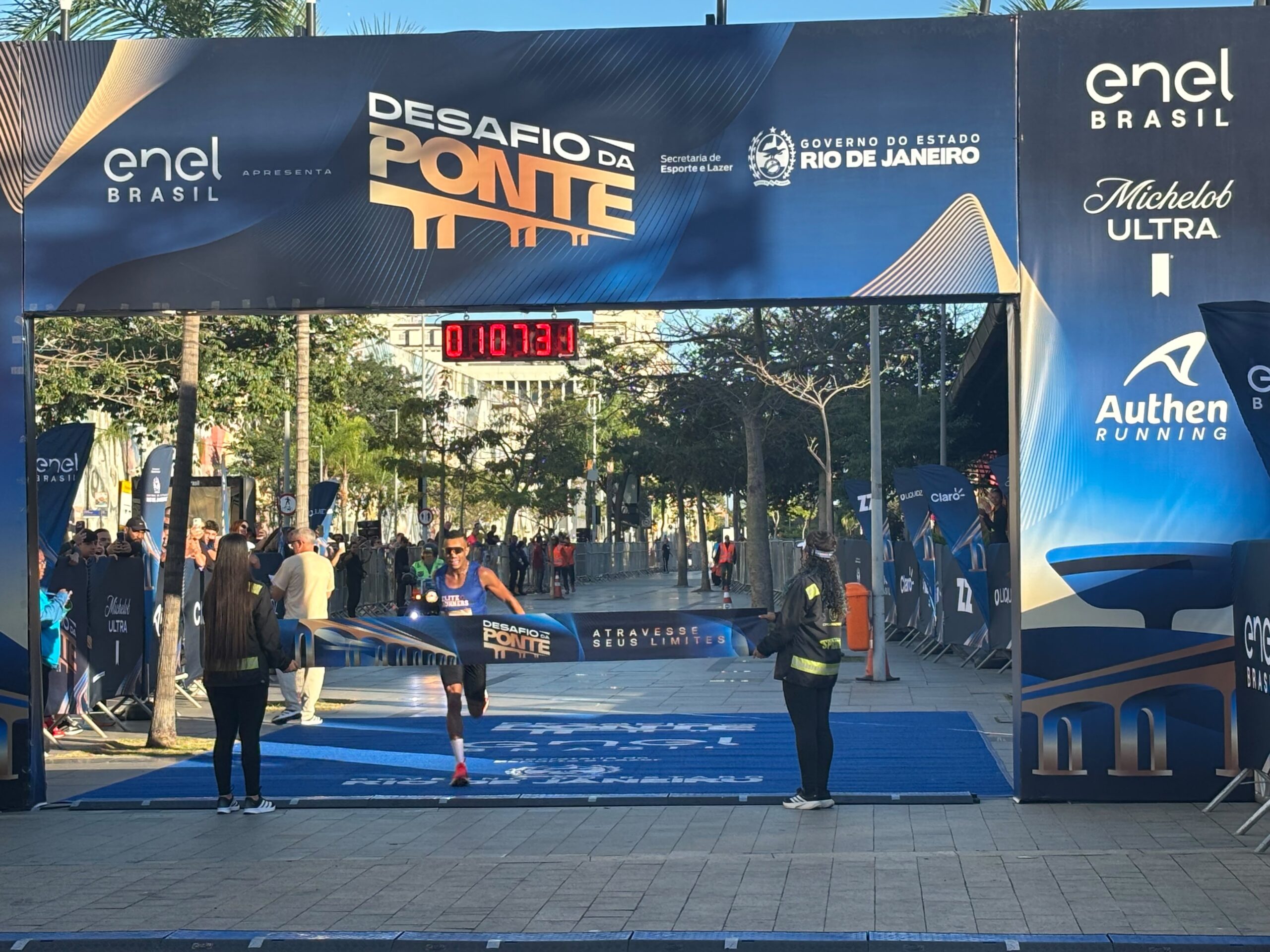 Maria Lucineida e Daniel Souza vencem o Desafio da Ponte