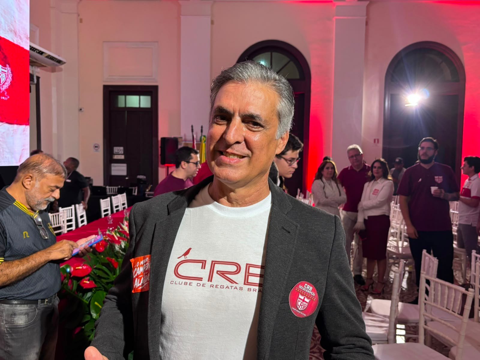 Presidente do CRB anuncia contratação: “Identificado pelo nosso departamento de análise”