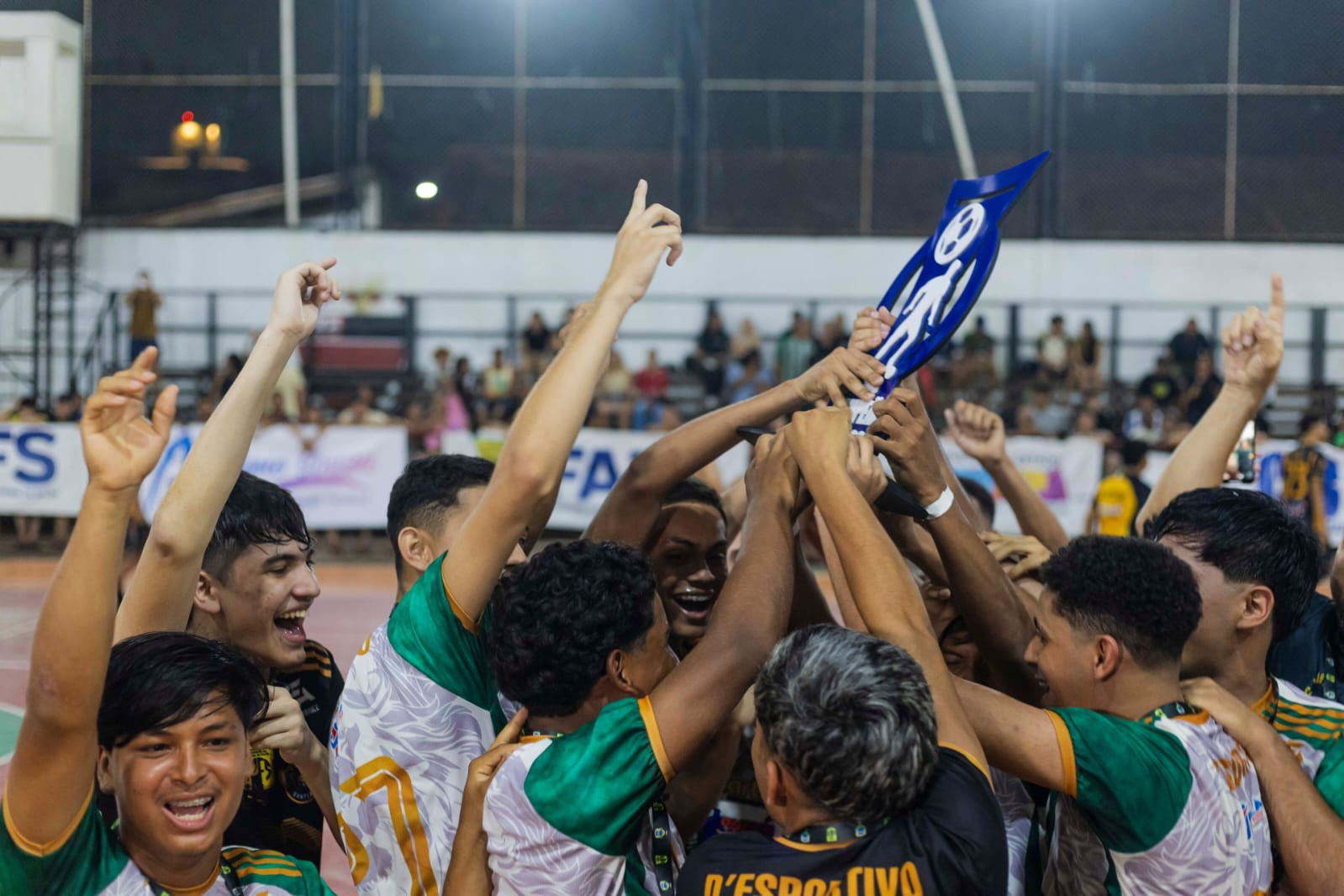 Desportivo Santiago goleia Império Japão e conquista título inédito do Amapaense Sub-20 de Futsal