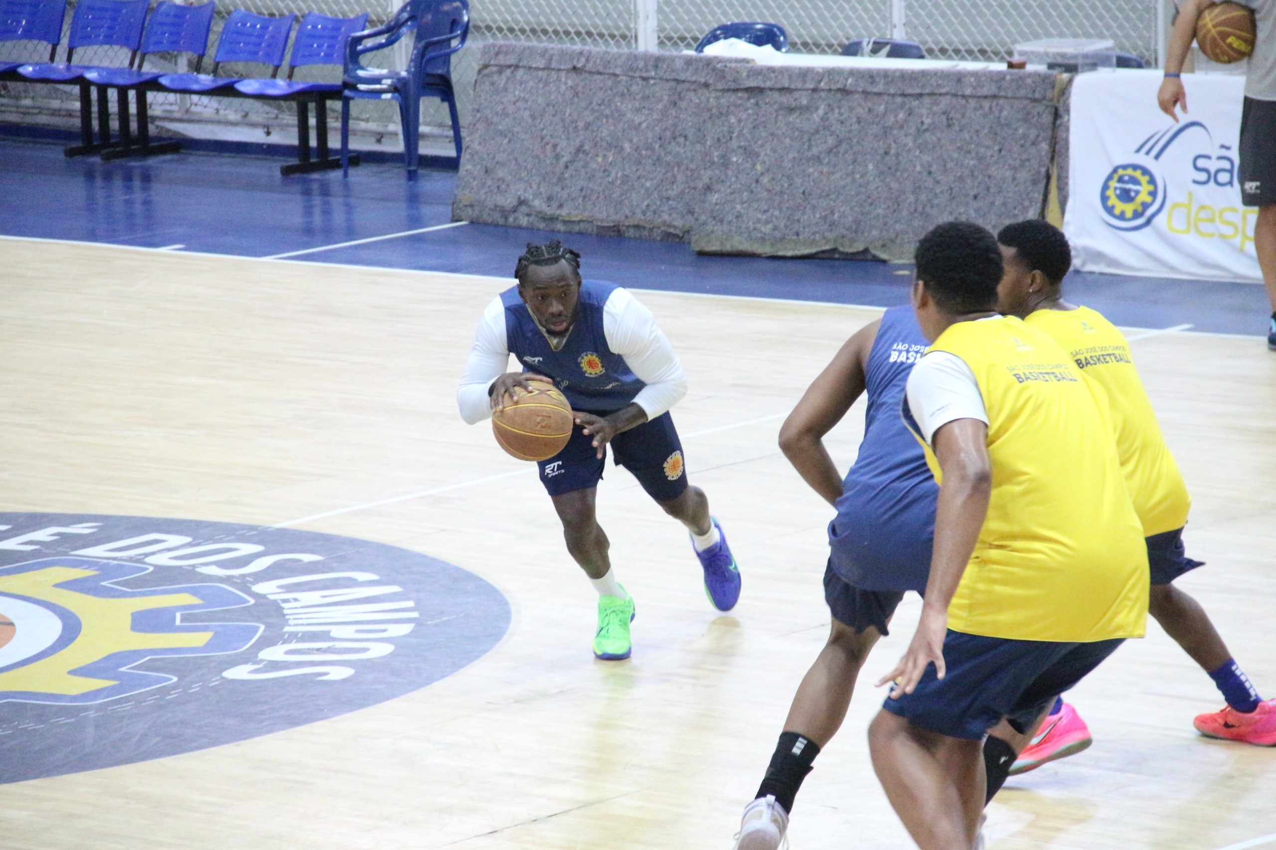 Com elenco reformulado, São José encara o Paulistano em estreia no Paulista de Basquete