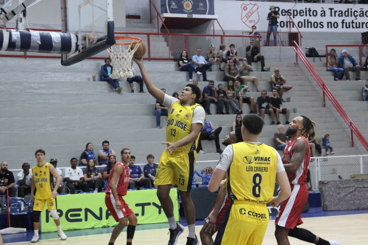 São José visita o Corinthians em busca da primeira vitória no Paulista de Basquete